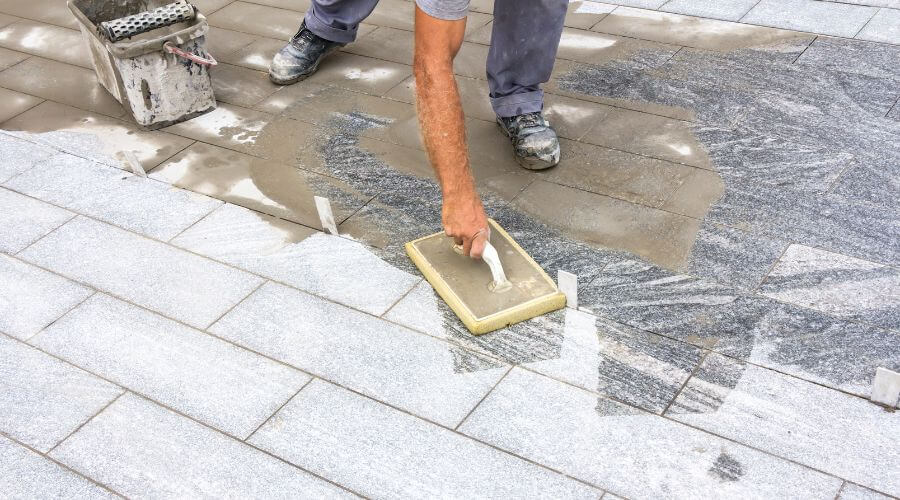 Professional gutter cleaning in Aspinwall, IA